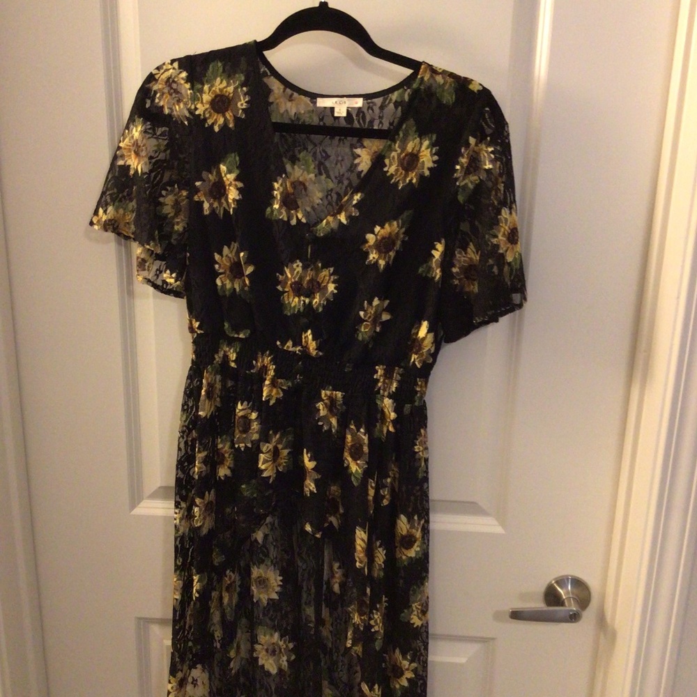Le Lis Blouse